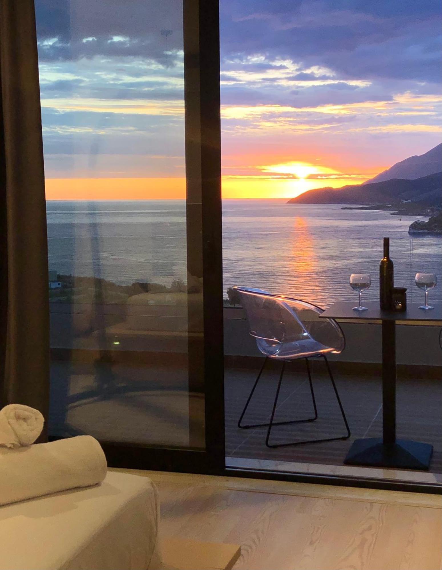 Anassa Suites Himare Esterno foto