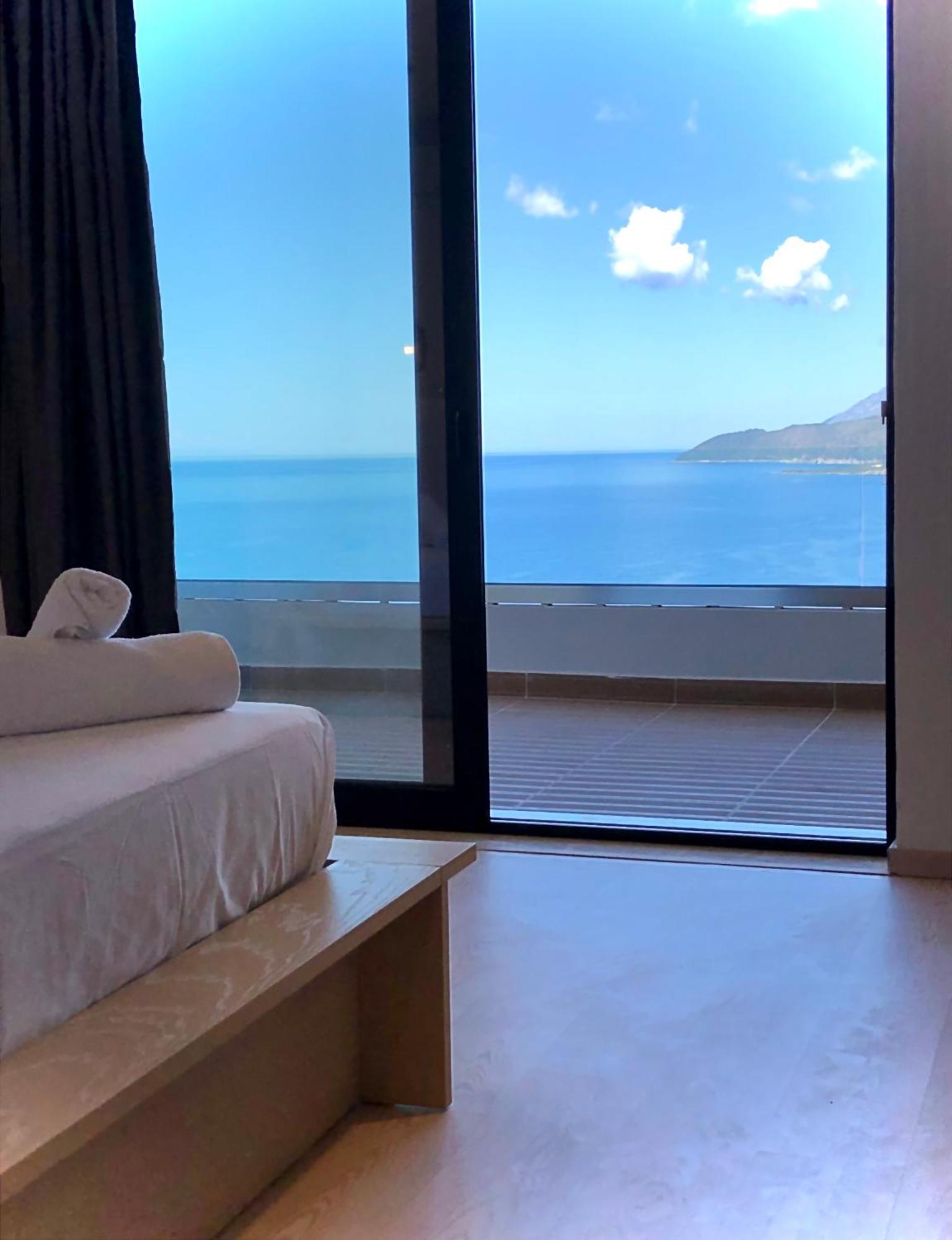 Anassa Suites Himare Esterno foto